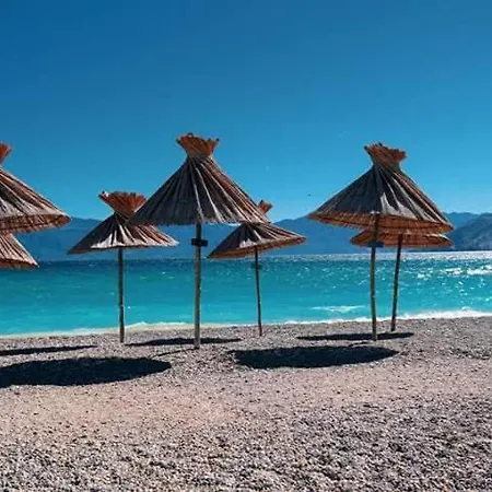 Guest House Villa Baska 3*