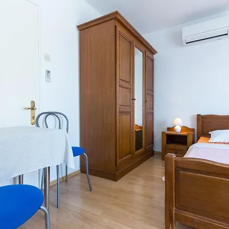 Guest house Guest House Villa Baska