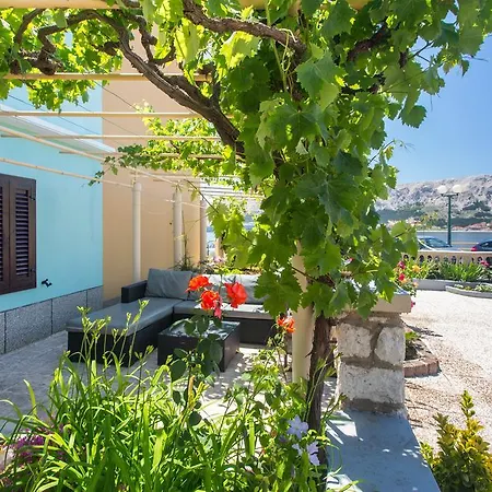 Guest House Villa Baska Πανσιόν 3*