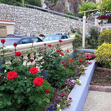Guest House Villa Baska Πανσιόν Baška